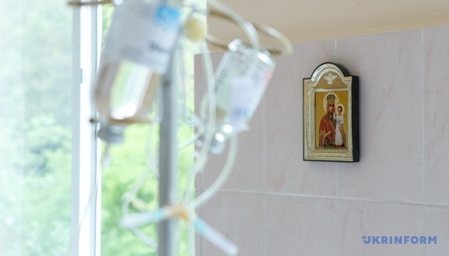 In Kherson, Russian drone attacks man, he is hospitalized