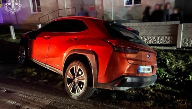 Суддю, яка збила на смерть двох людей на Прикарпатті, узяли під варту