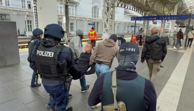 В Австрії затримали чоловіка, який погрожував захопити заручників у потязі