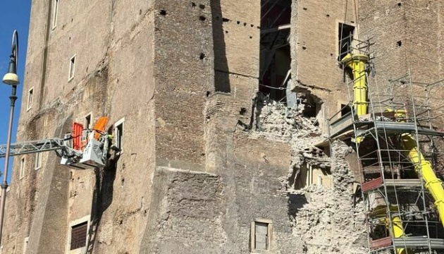 У Римі обвалилася вежа біля Колізею, є потерпілі