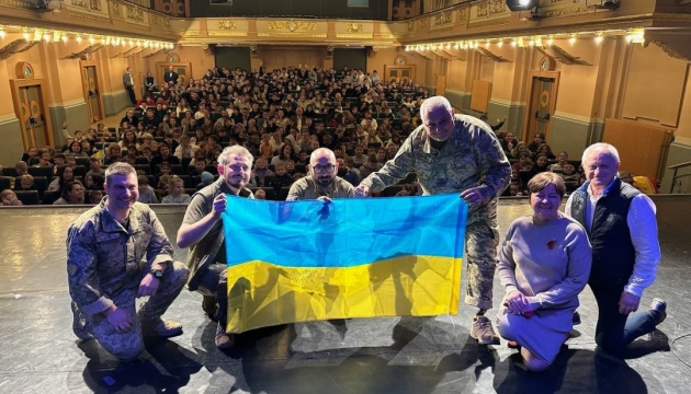 «Культурний десант» завітав до українсько-угорських шкіл Будапешта