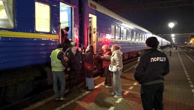 630_360_1762337644-921