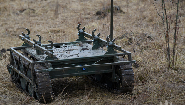 Бойові бали за безпілотну логістику: уряд розширив програму «Армія дронів. Бонус»