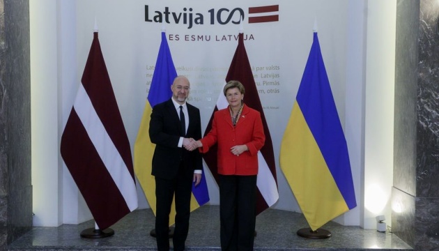 Шмигаль - про візит до Латвії: Працюємо над постачанням Україні необхідного озброєння