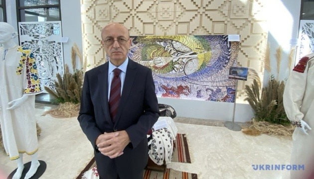 Україна вразила динамічністю та відданістю громадянського суспільства - експосол Туреччини