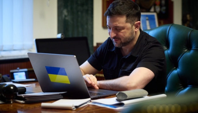 ゼレンシキー宇大統領、ルト・ケニア大統領とロシアによる戦争への外国人の投入につき協議