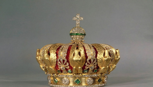 Пограбування Лувру: корону імператриці Євгенії обіцяють знову виставити на огляд