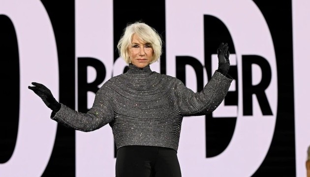 Гелен Міррен вручать «Золотий глобус» за видатні заслуги у кінематографі