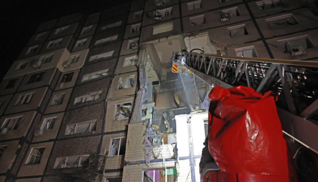 У Дніпрі після російського удару по житловому будинку двоє людей не виходять на звʼязок