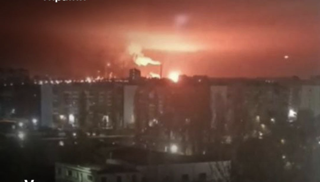 ウクライナ防衛戦力、ロシア領や被占領下ウクライナ領の製油所などを攻撃