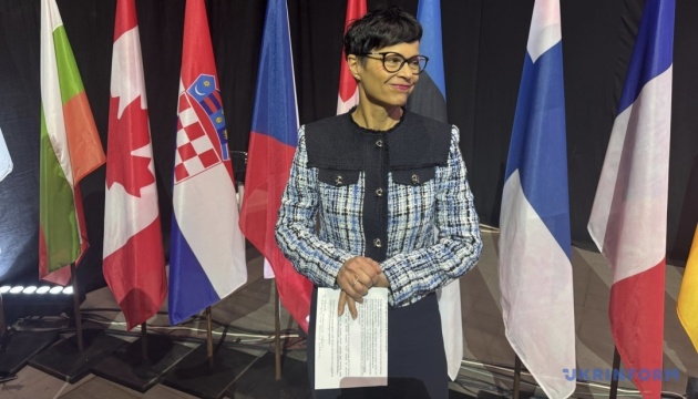 Eurocomisaria Kos: Apoyar la adhesión de Ucrania a la UE es una gestión estratégica