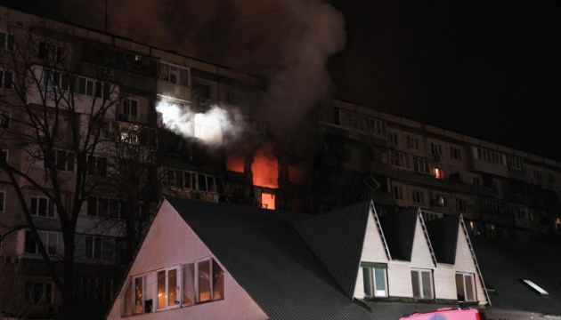 Masowy atak Rosji na Kijów: liczba rannych wzrosła do 25, jedna osoba zginęła