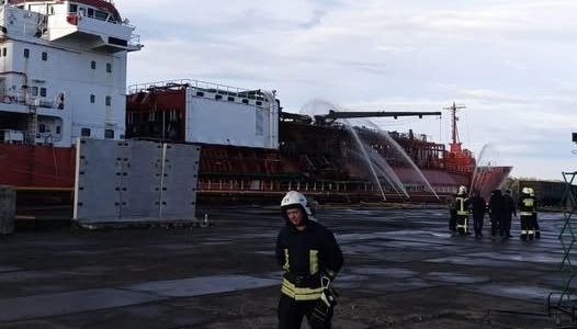 Атака на Ізмаїл: в порту ліквідували пожежу на танкері