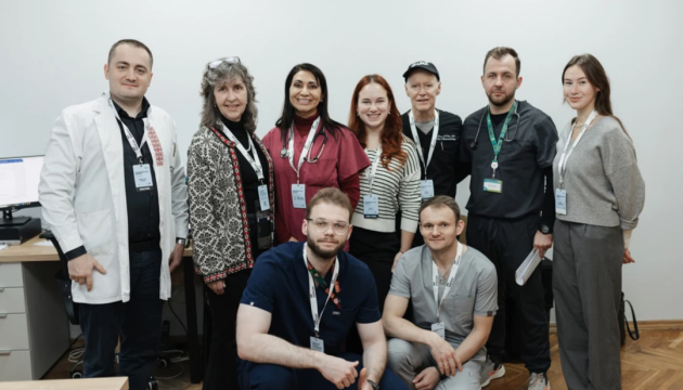 У львівському «Охматдиті» вже вдесяте працюють хірурги зі США