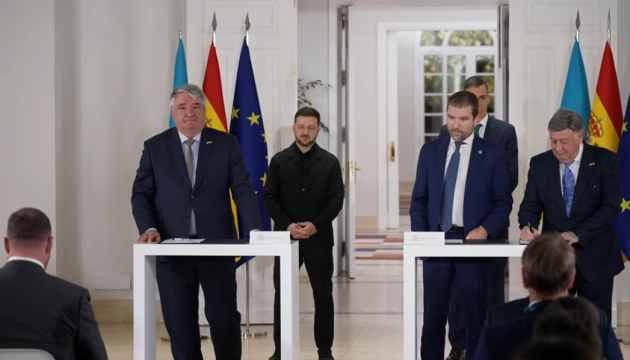 Obrona, gospodarka i nie tylko: pięć dokumentów podpisanych z udziałem Zełenskiego i Sancheza
