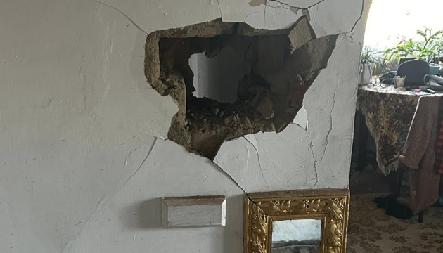 Комбінована атака: на Хмельниччині уламки пошкодили п'ять будинків