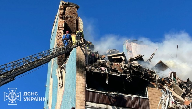 Удар РФ по Тернополю: кількість загиблих зросла до 20, серед них - двоє дітей