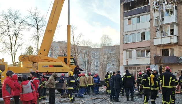 Russischer Angriff auf Ternopil: Nach 22 Menschen wird gesucht – Selenskyj 