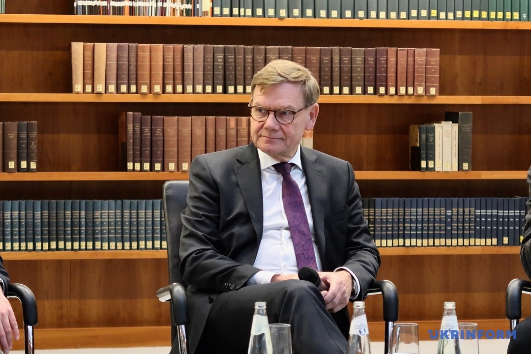 Глава МЗС Німеччини: Ми будемо вимагати розслідування корупції в Україні, але не послабимо підтримку