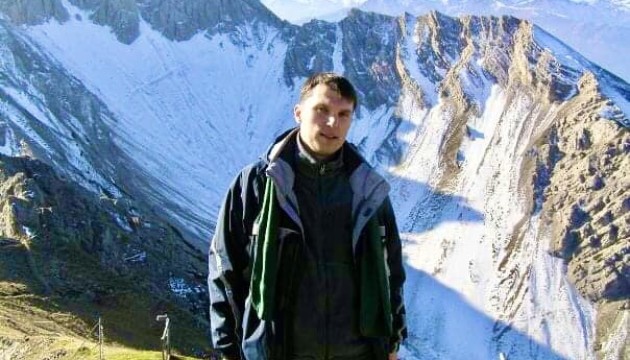 Пам’яті пластуна, добровольця Святослава Варення