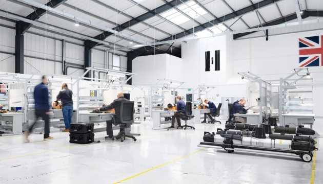 У Британії запрацював завод, що вироблятиме дрони з ШІ для протидій підводним човнам