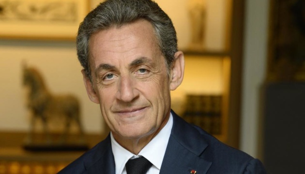 Саркозі напише тюремні мемуари про свої 20 днів ув’язнення