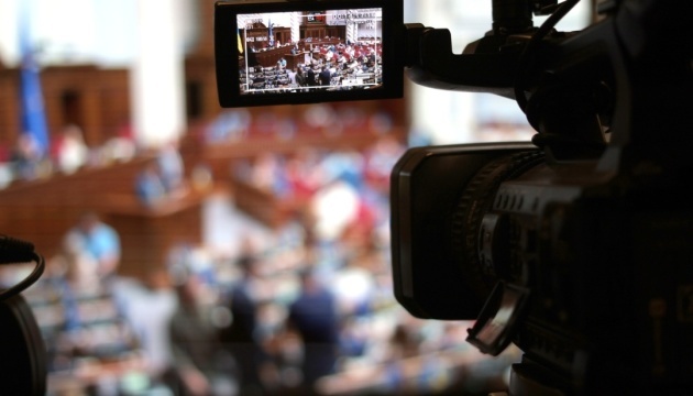 Opóźnienie w zatwierdzeniu budżetu nie będzie miało żadnych praktycznych konsekwencji - ekspert