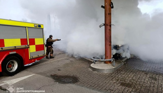На Дніпропетровщині від обстрілів РФ пошкоджена пожежна частина