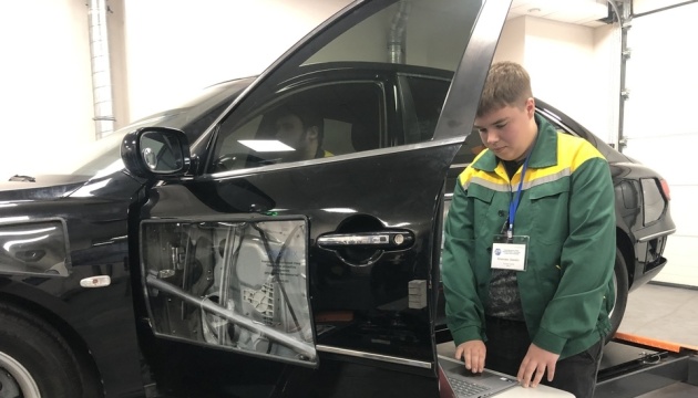 У Чернівцях презентували модернізовані майстерні у двох професійних коледжах