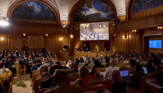 На Парламентському саміті Кримської платформи показали, як живе окупований півострів