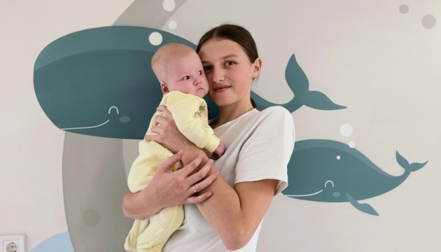 Львівські лікарі врятували немовля з надскладними вадами серця