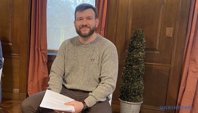 Сучасні технології та штучний інтелект полегшують діяльність торговців людьми - міністр соцполітики