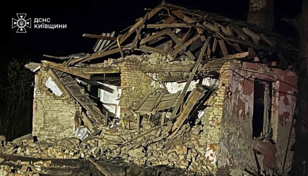 На Київщині внаслідок нічної атаки постраждали три райони 