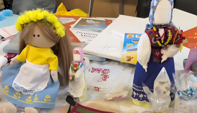 Український стенд став частиною 31-го Різдвяного благодійного базару у Братиславі