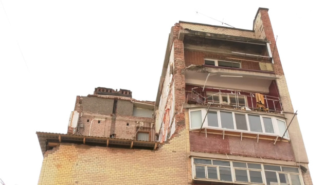 На відновлення будинку у Хмельницькому, що постраждав унаслідок вибуху, потрібно близько ₴15 мільйонів