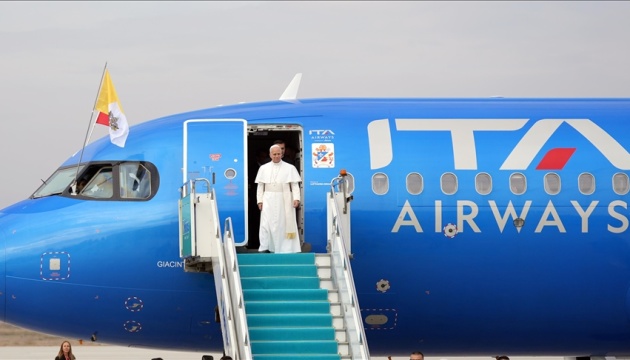 Папа Римський Лев XIV прибув з візитом у Туреччину