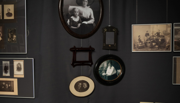 У Музеї історії Києва відкрили виставку, присвячену розвитку міської фотографії 1850–1930 років