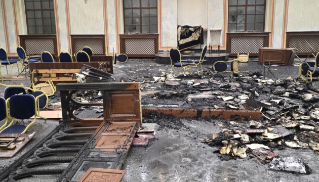 У Чернівцях підпалили Садгірську синагогу, підозрюваного затримали
