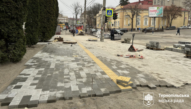 У Тернополі облаштовують два інклюзивні маршрути