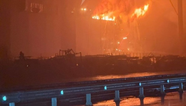 У Росії горить склад акумуляторів на території ОЕЗ «Алабуга», де виробляють «Шахеди»