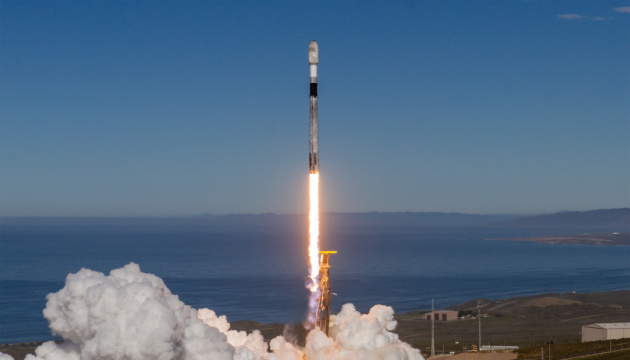 SpaceX вивела на орбіту п’ять польських супутників