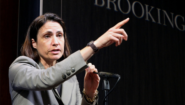 Poutine tient Trump dans sa poche : l’analyse choc d’une ex-conseillère de la Maison-Blanche