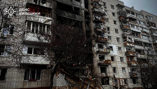 Після російської атаки на Вишгород у лікарні - 13 постраждалих, серед них двоє дітей