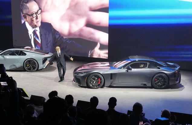 Toyota представила прототипи нового суперкара GR GT