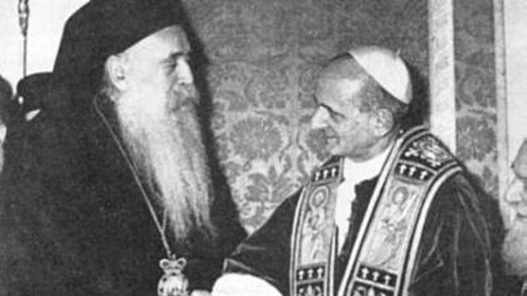 Вселенський патріарх Афінагор І та Папа Римський Павло VІ в 1964 році. Фото: wikipedia