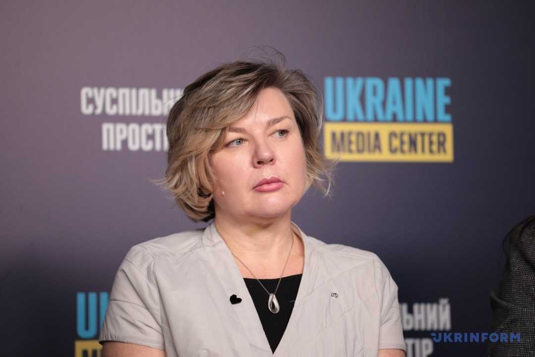 Аліна Фролова