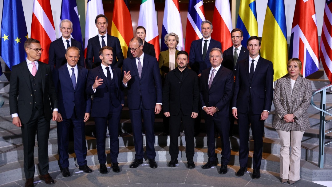 A meeting of Ukrainian President Volodymyr Zelenskyy, European leaders, the NATO Secretary General, and representatives of the United States at the German Chancellor’s office in Berlin on December 15, 2025. REUTERS/Lisi Niesner/Pool