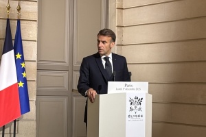 マクロン仏大統領、平和のために欧州と米国の団結を呼びかけ