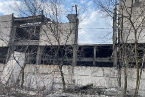 Russians drop nine bombs on Sloviansk: multi-story building hit, eight injured