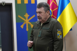 Ексміністра оборони Кузьмука звільнили з посади радника командувача Сил тероборони